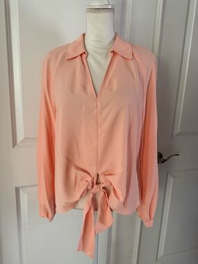 Halston Heritage Peach Tie-Front Blouse. Size L. MSRP $89